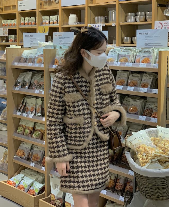 フレンチガーリー ファー付きチェックセットアップ