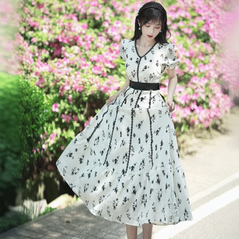 フレンチガーリー 小花柄パフスリーブベルト付きロングワンピース