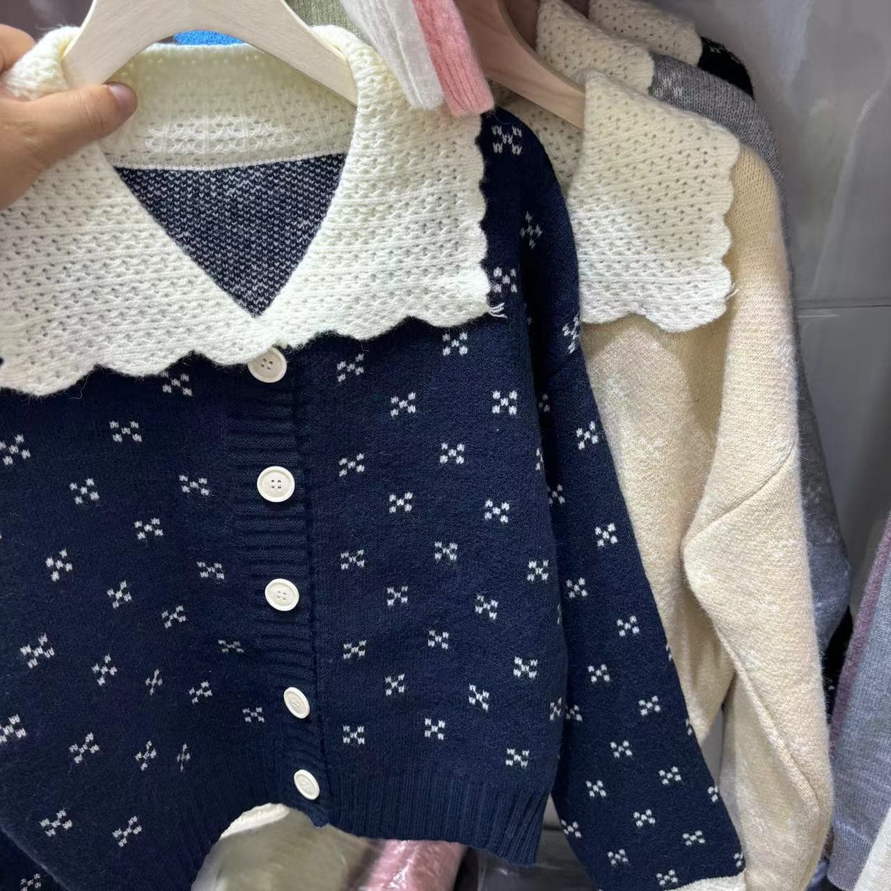 フレンチガーリー フリル襟レース編みニットカーディガン 可愛い丸襟トップス