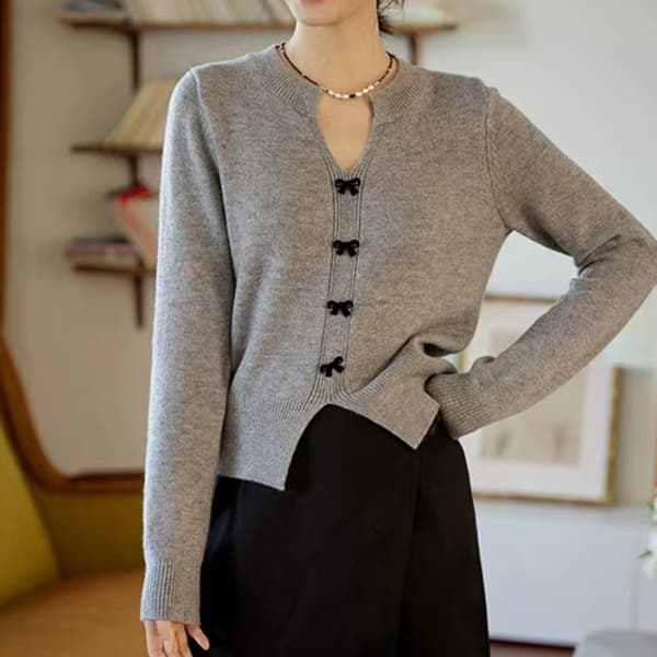 フレンチガーリー リボンスリット入りニットカーディガン