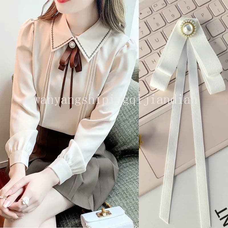 フレンチガーリー パールボタン付きリボンタイ襟刺繍ブラウス