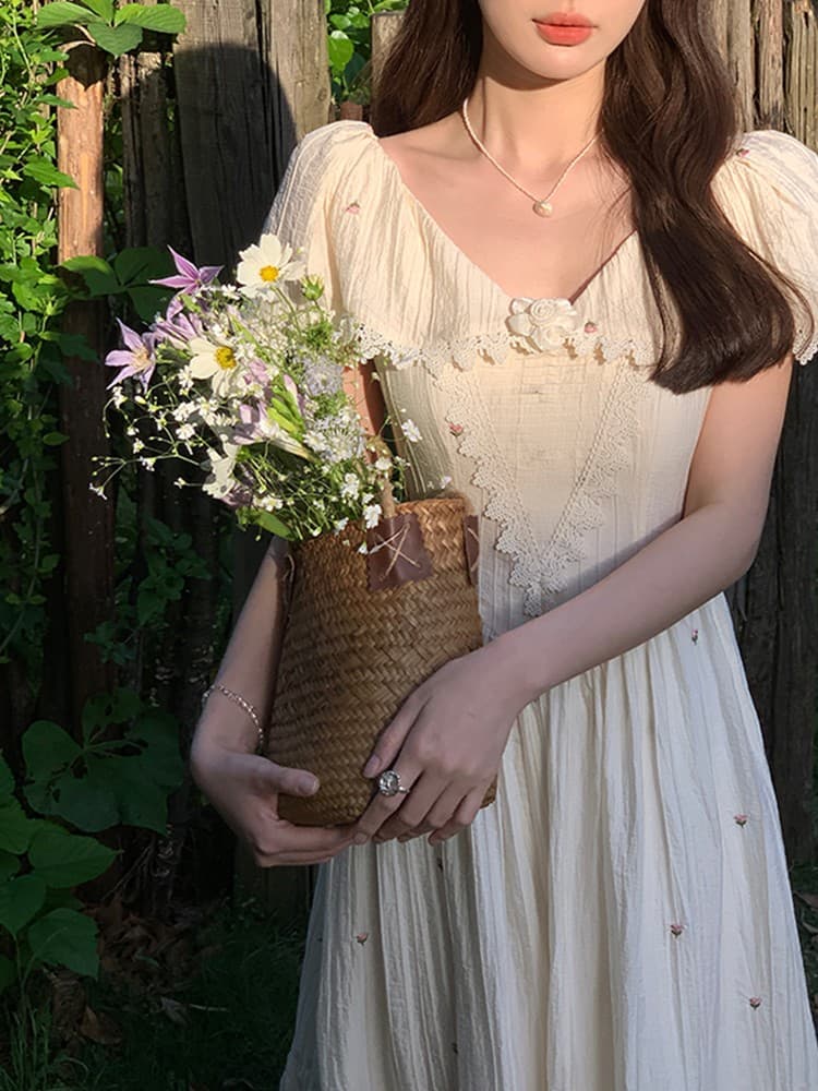 フレンチガーリー 花刺繍パフスリーブティアードロングワンピース