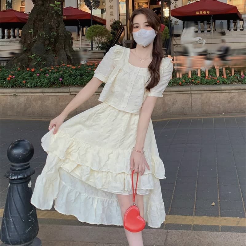 フレンチガーリー クシュクシュアシンメトリースカートワンピース