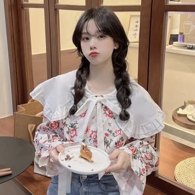 フレンチガーリー 花柄フリルブラウス