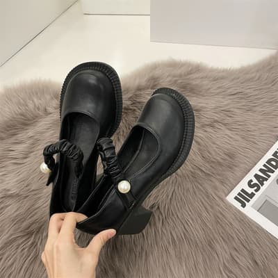 フレンチガーリー クシュクシュパールボタンハイヒール靴