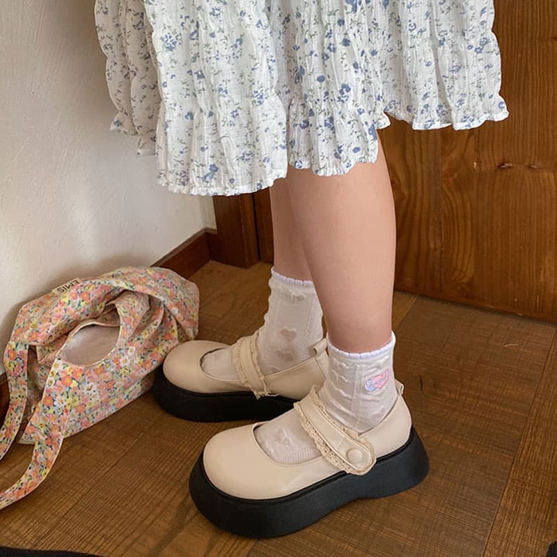 フレンチガーリー レースが可愛いビンテージスタイルのシューズ 靴