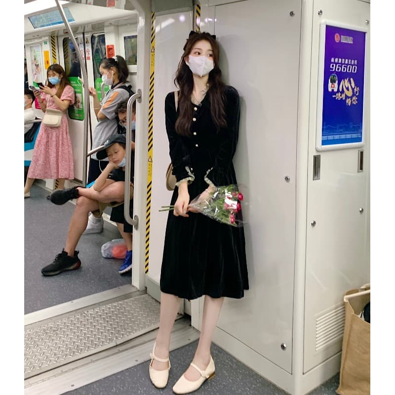フレンチガーリー Vネックロングワンピース
