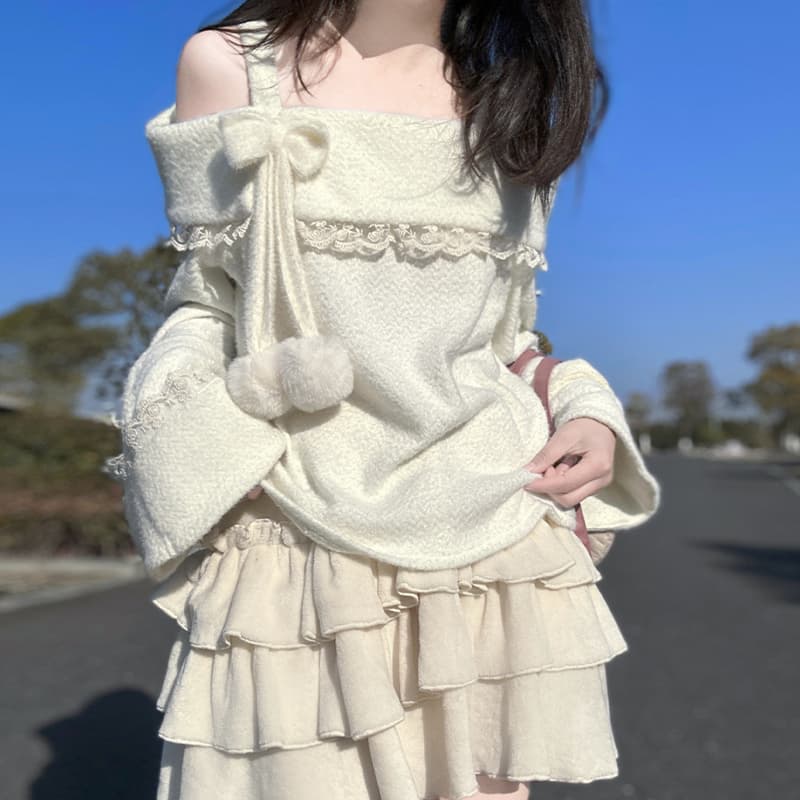 フレンチガーリー ぽんぽん付きリボン結び肩だしニットワンピース